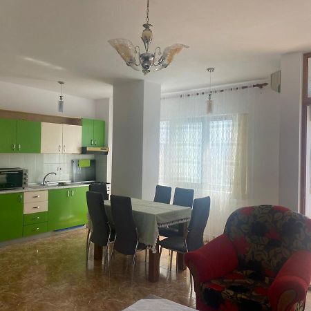 Center Of Shkodra Apartment Bagian luar foto