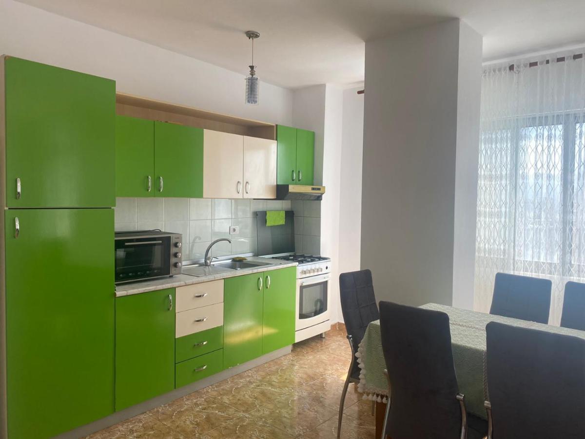 Center Of Shkodra Apartment Bagian luar foto
