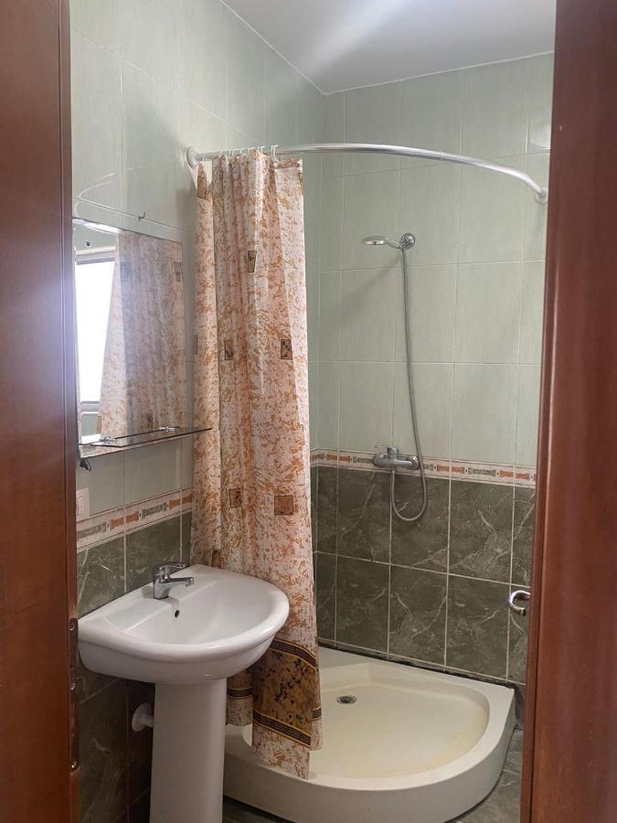 Center Of Shkodra Apartment Bagian luar foto